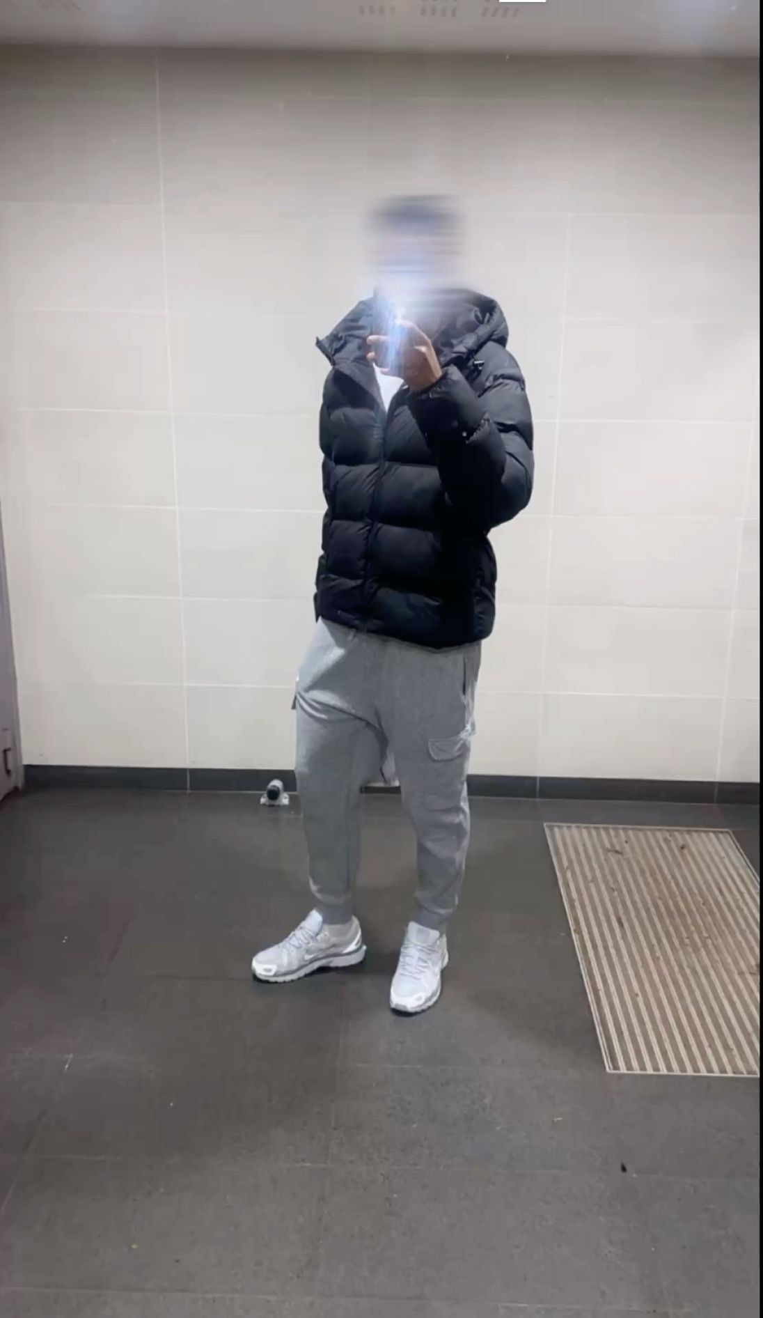 Profil de Mirane, 19 ans, Escort Gay Suisse à Roggliswil