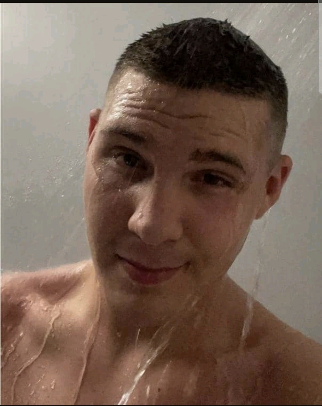 Profil de Guilbert, 23 ans, Escort Gay Suisse à Mauraz