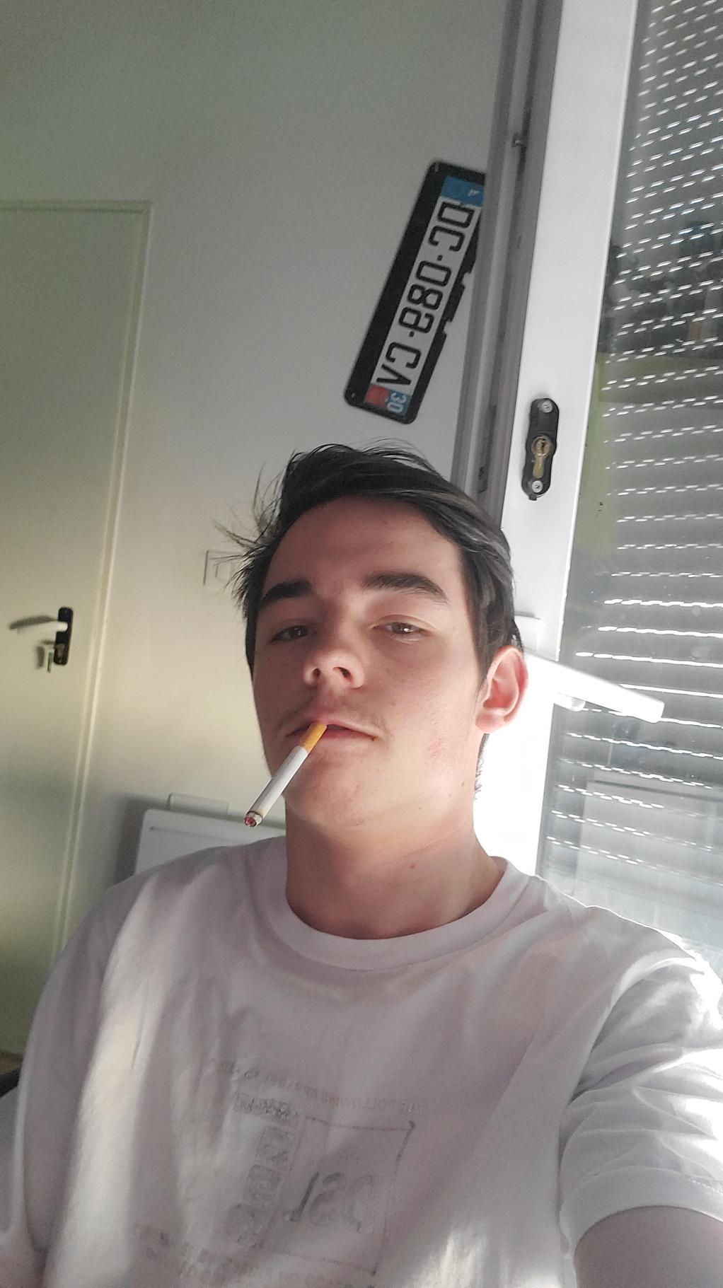 Profil de Philibert, 25 ans, Escort Gay Suisse à Lignières
