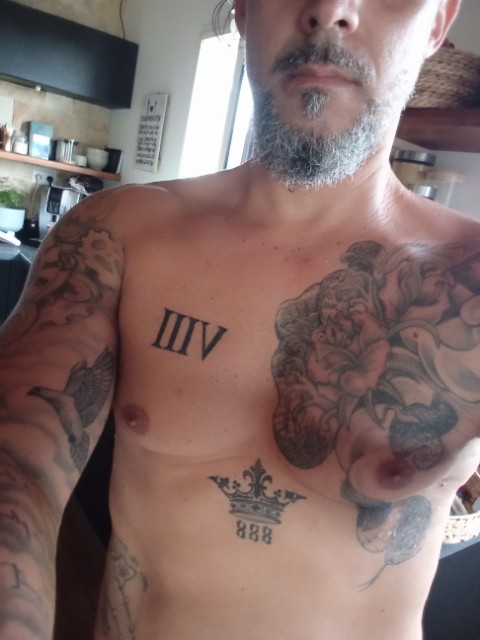 Profil de Elidjah, 43 ans, Escort Gay Suisse à Auenstein