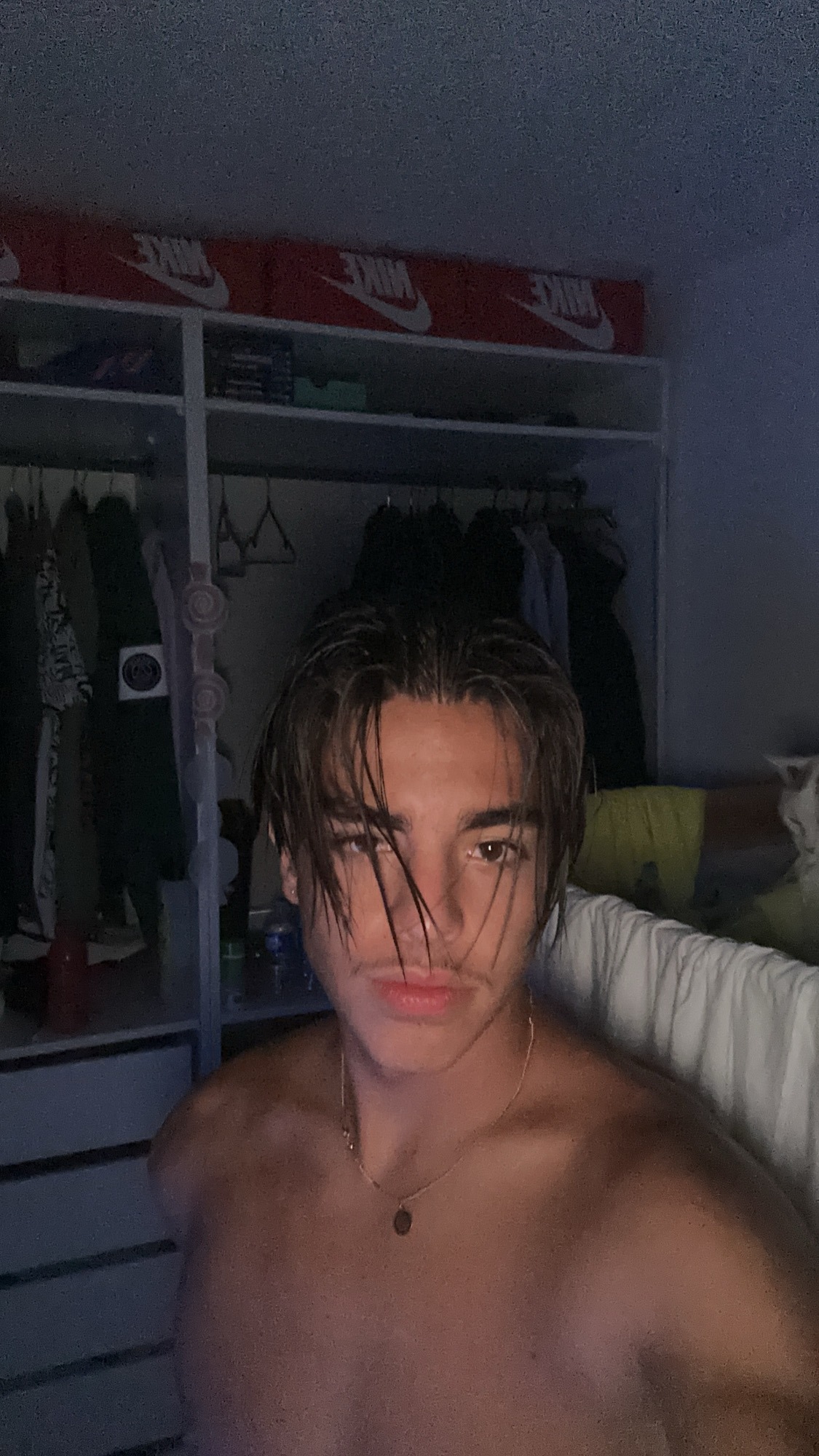 Profil de Papa, 18 ans, Escort Gay Suisse à Ardez