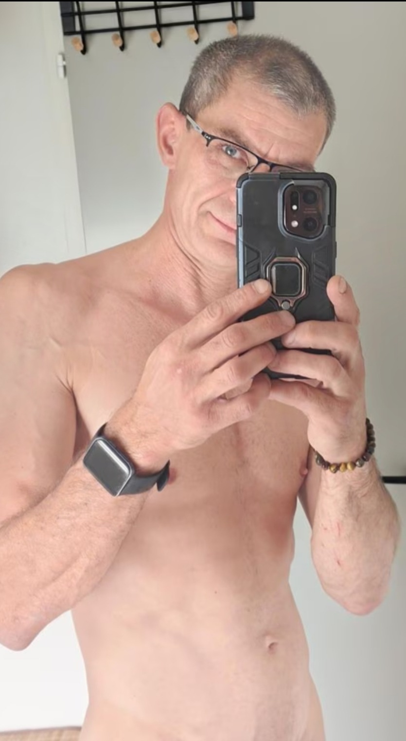 Profil de Georges-henry, 49 ans, Escort Gay Suisse à Wallisellen